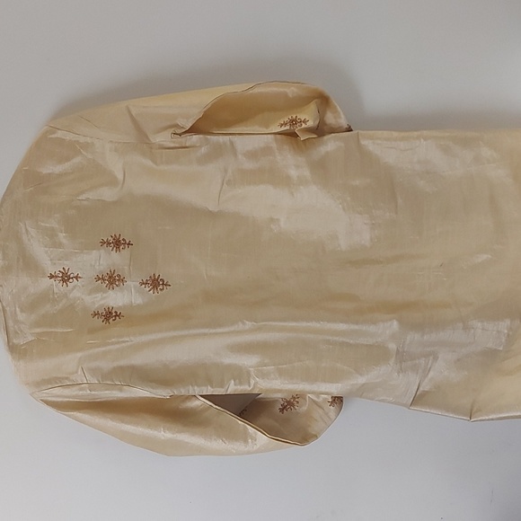 Mens jewelled Indian Kurta (Wedding Quality) - Picture 3 of 3